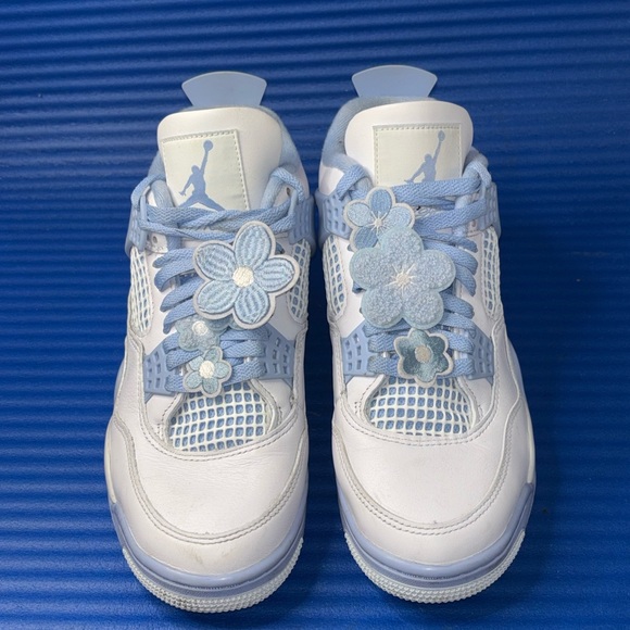 Size 8.5- Women’s Nike Air Jordan 4 Retro White UNC Blue Forget Me Not Size 7Y - Picture 4 of 8